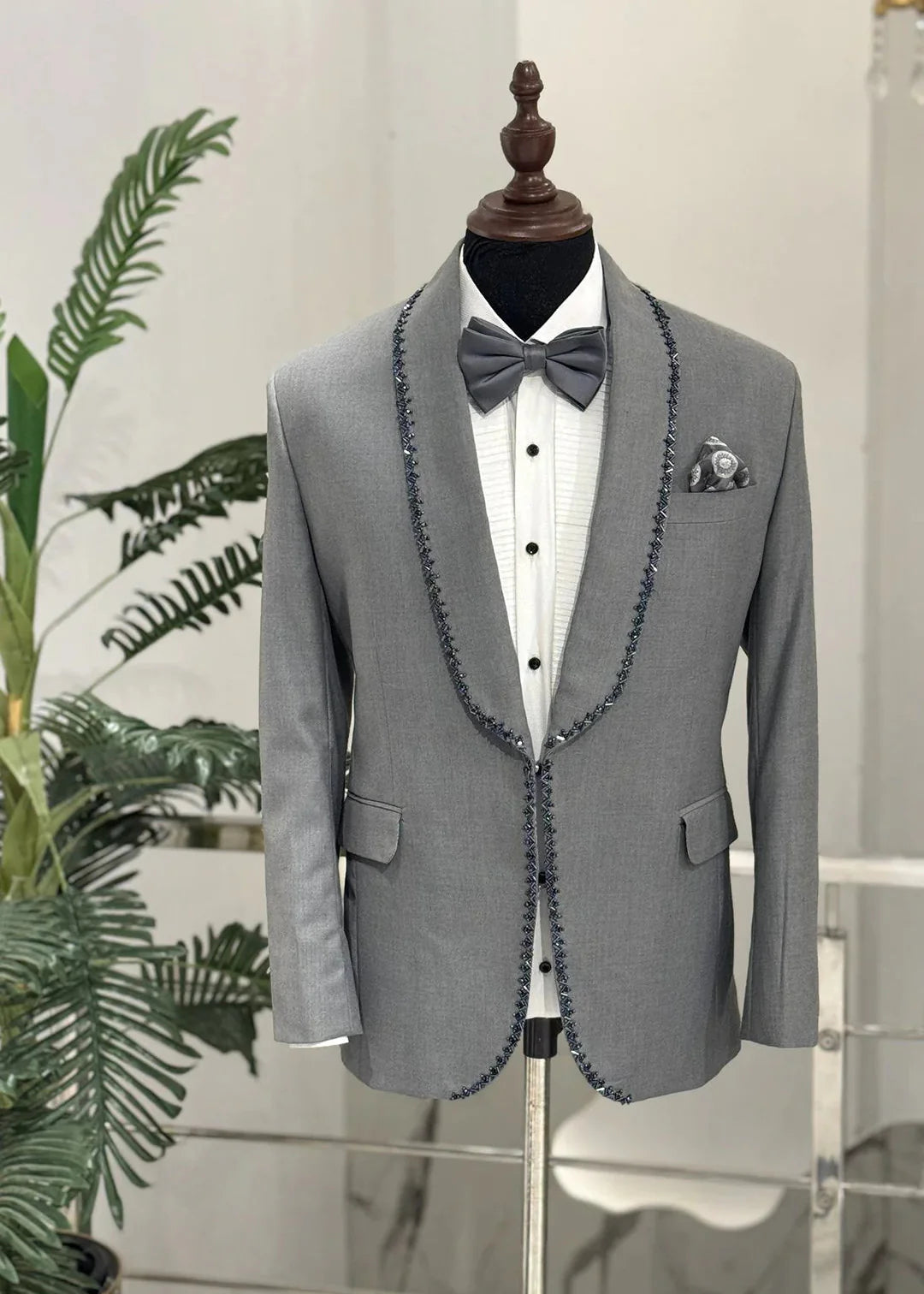 Grey Embroidered Shawl Lapel Suit